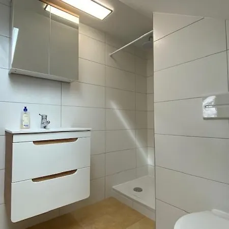Monteurwohnung, 2 Schlafzimmer, Dg, Zentral Apartament